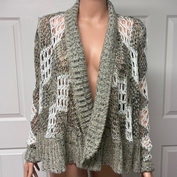 Poof! Sweaters - NWT Poof Dark Oatmeal/Ecru open crochet shrug / cardigan sweater, size MEDIUM
